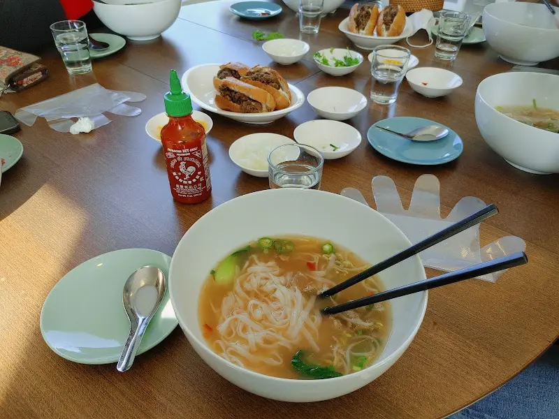 푸짐한 쌀국수