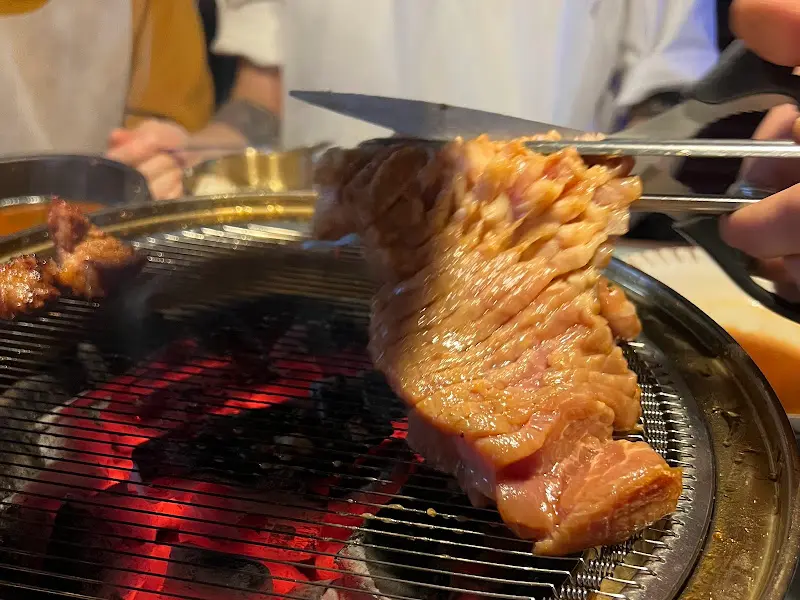 구워지는 양념 목살