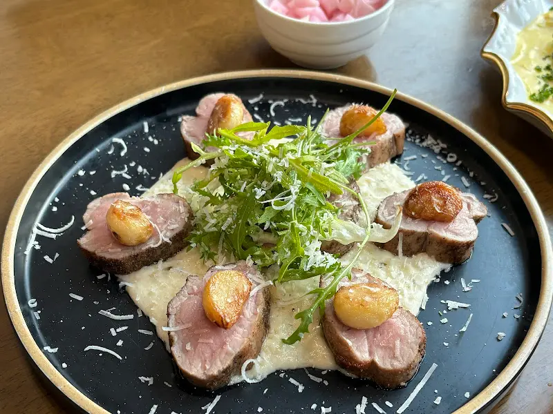 수비드 돼지 안심 스테이크의 아름다운 자태