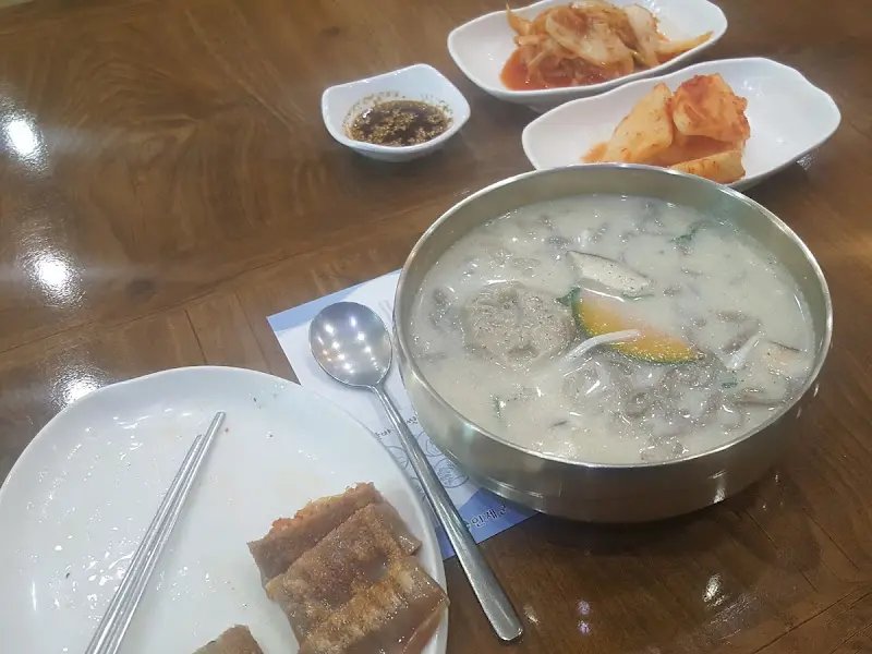 들깨 칼국수