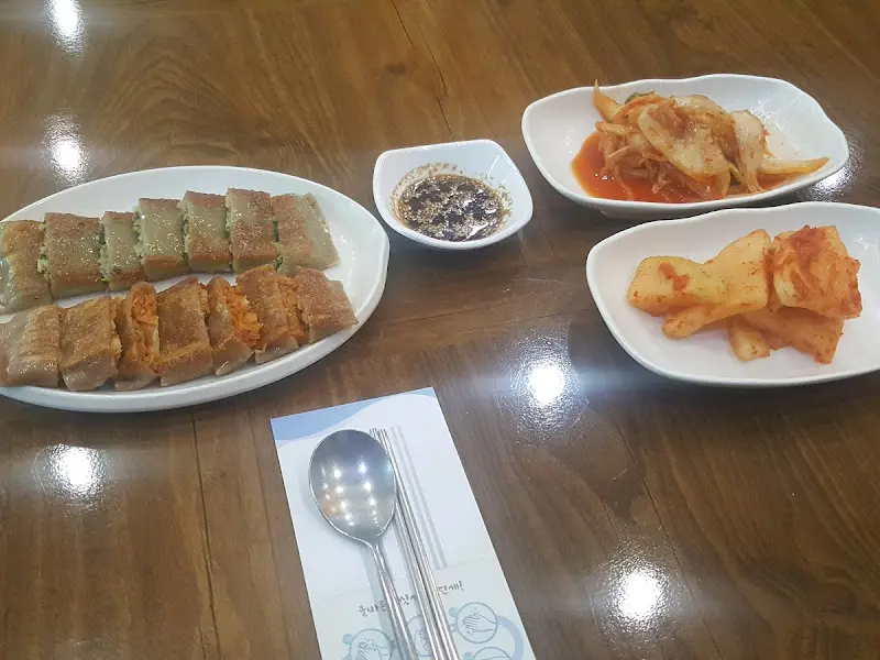 메밀전병과 밑반찬