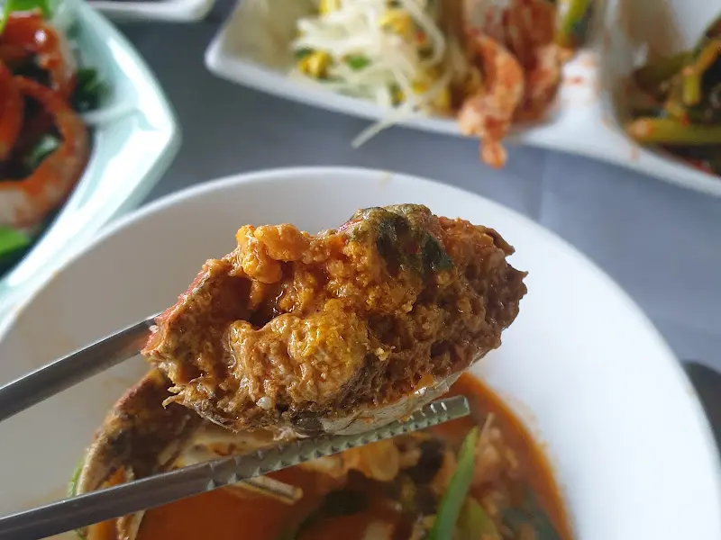 참게 살 발라 먹기