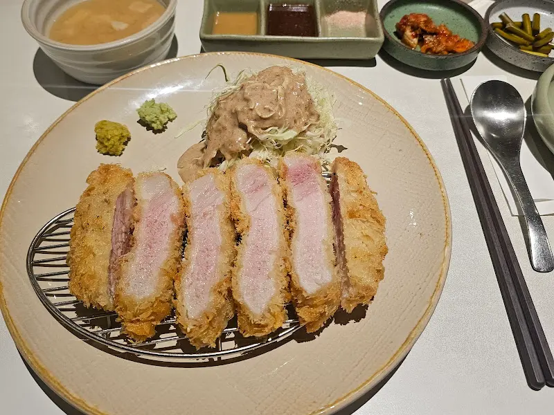 특로스카츠 정식