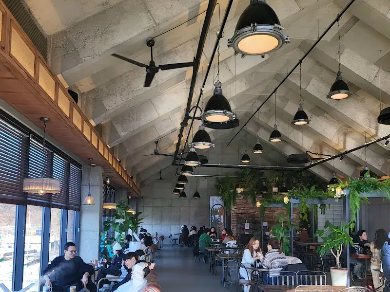 허니포레스트 2층 내부