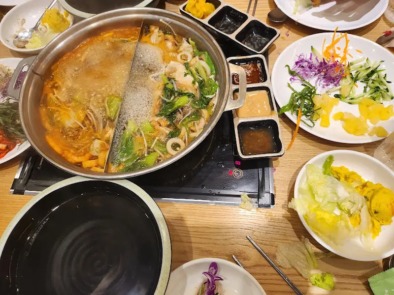 샤브샤브 테이블 세팅