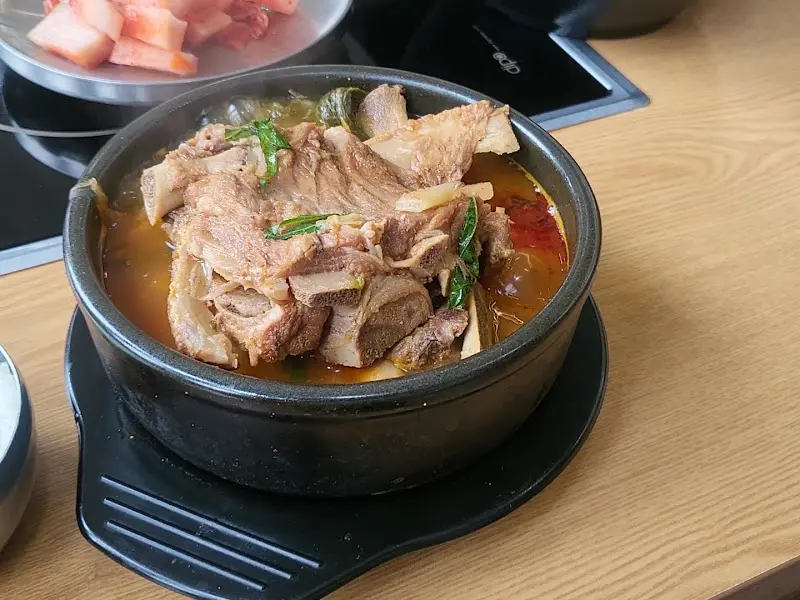 원조 뚝배기 탕