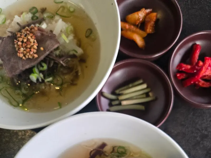 정갈하게 차려진 한 상 차림