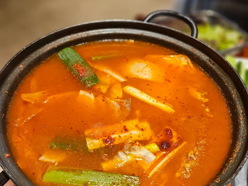 칼칼하고 시원한 김치찌개