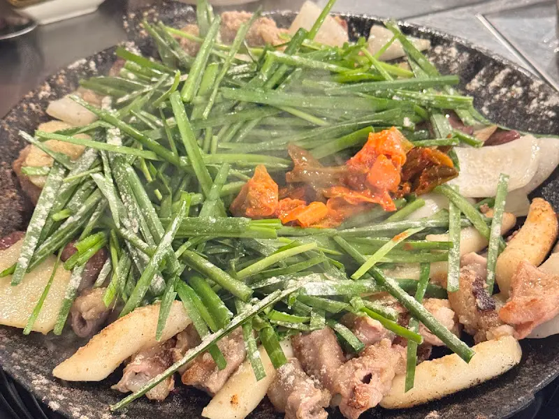 지글지글 익어가는 곱창 모듬