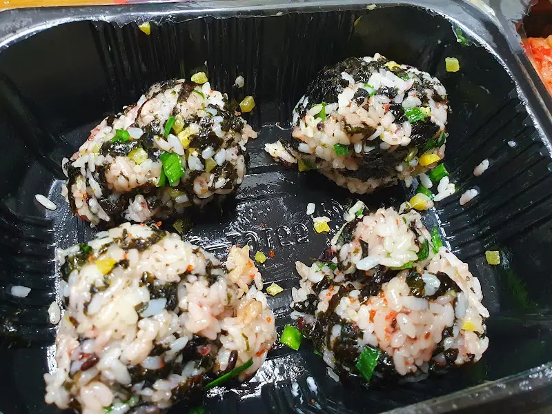 탱글탱글한 면발의 막국수