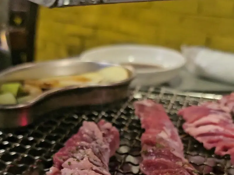 고기 굽는 모습