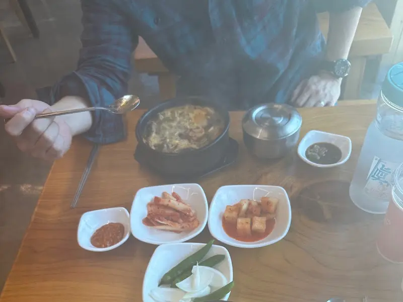 해장국 한 상 차림