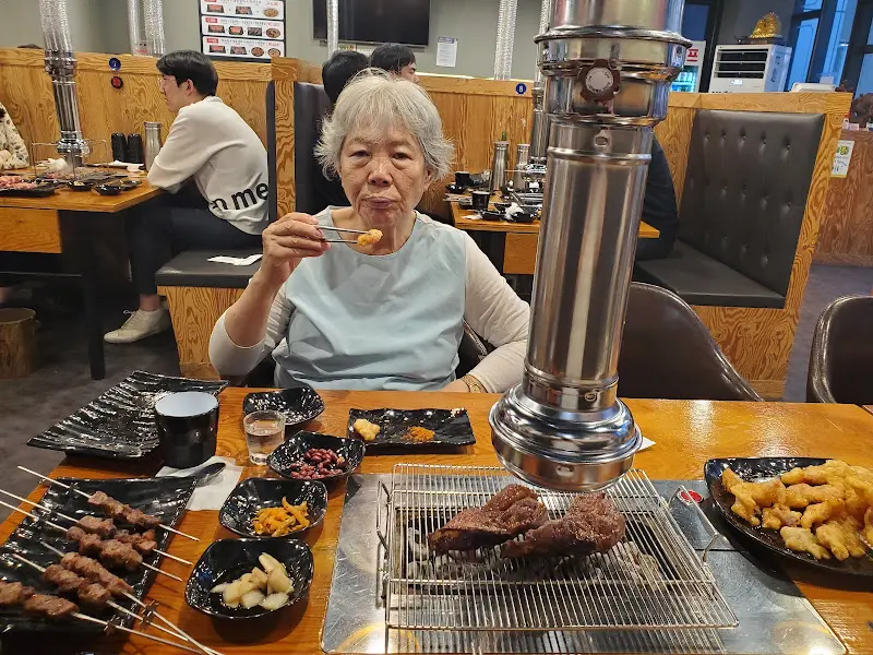 다양한 곁들임 메뉴