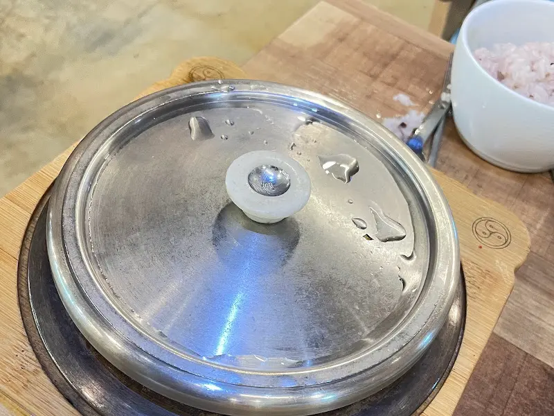 솥밥 뚜껑
