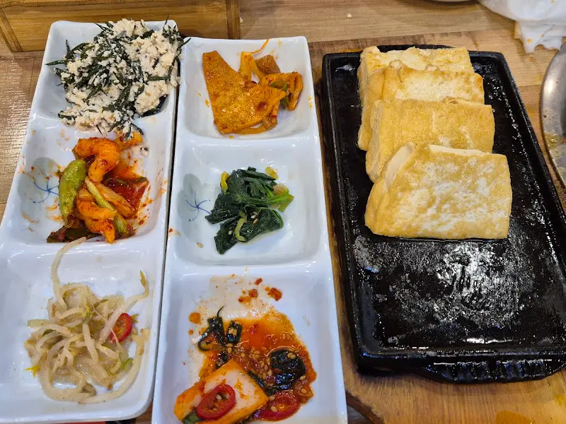 정갈한 밑반찬 모듬