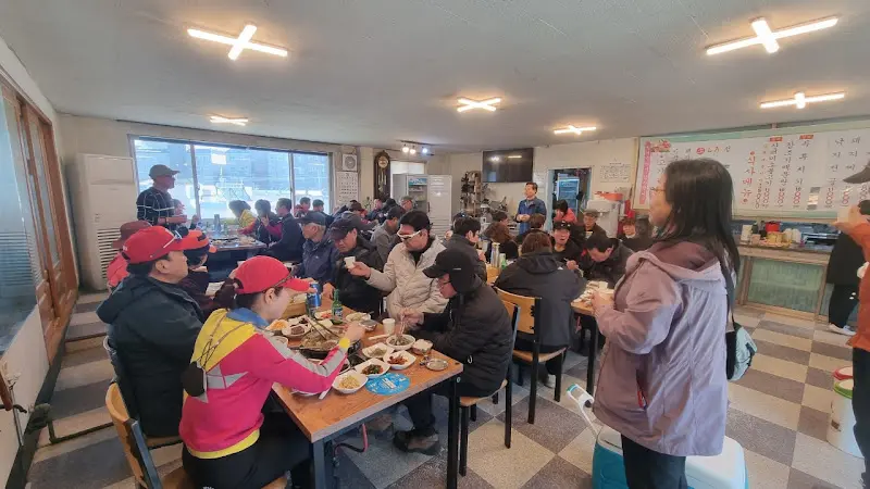 식당 내부 전경