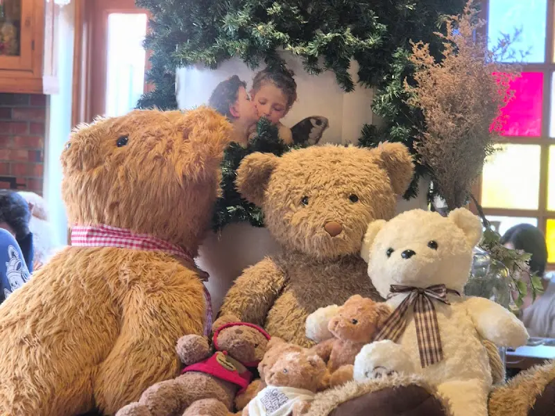 테디뵈르하우스의 곰인형 장식