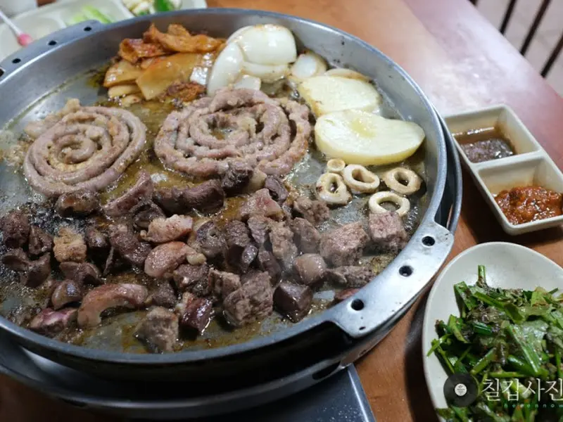 불판 위의 곱창