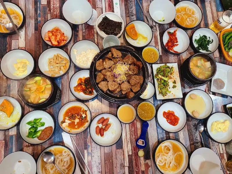 마늘 떡갈비 특선 한 상 차림