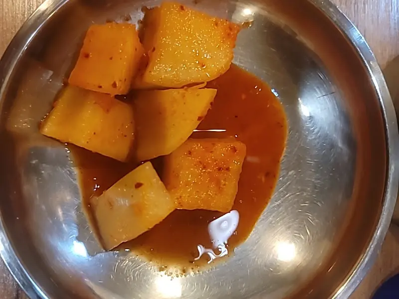 잘 익은 깍두기