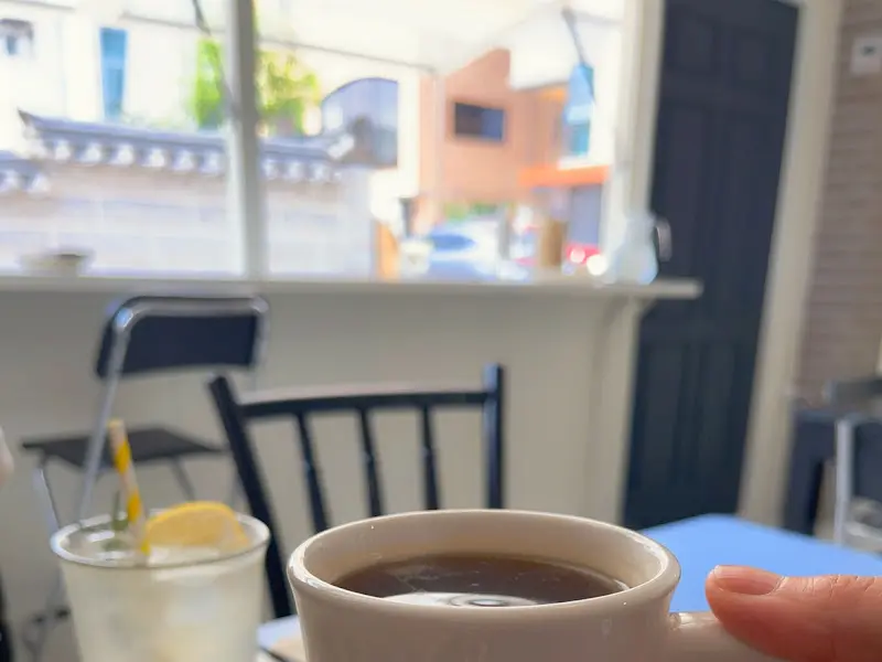 따뜻한 아메리카노