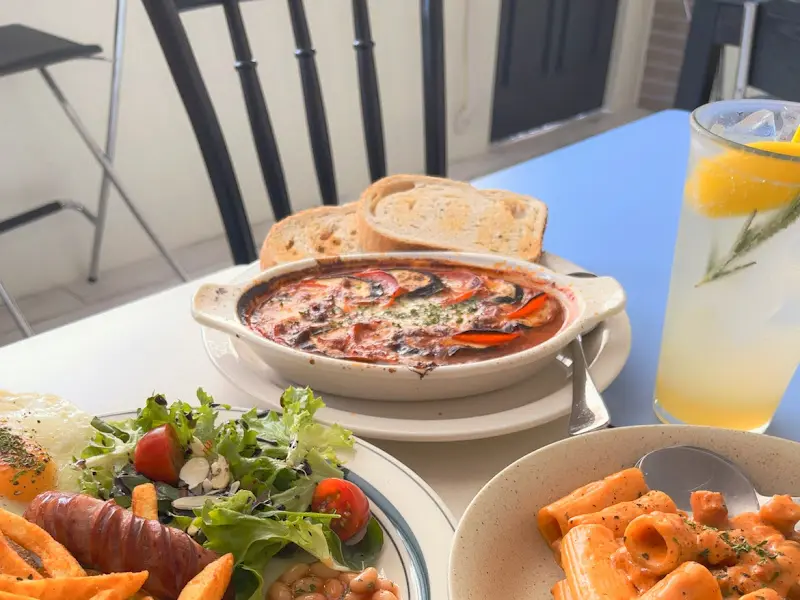 브런치 한 상 차림