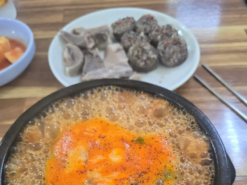 순대국과 순대 정식