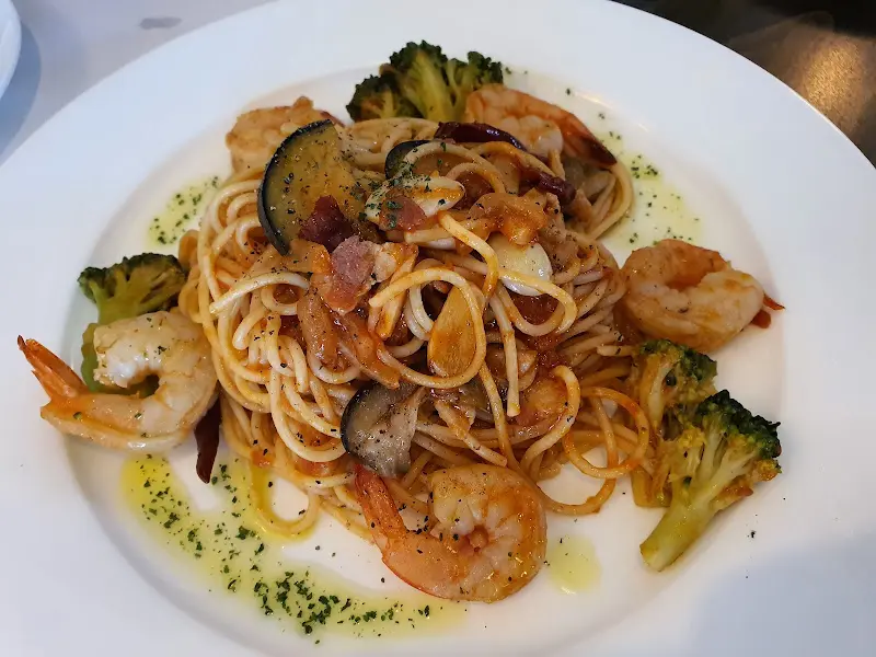 해산물이 듬뿍 들어간 파스타