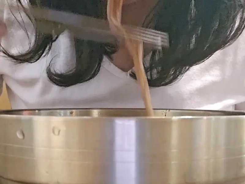 젓가락을 멈출 수 없는 맛