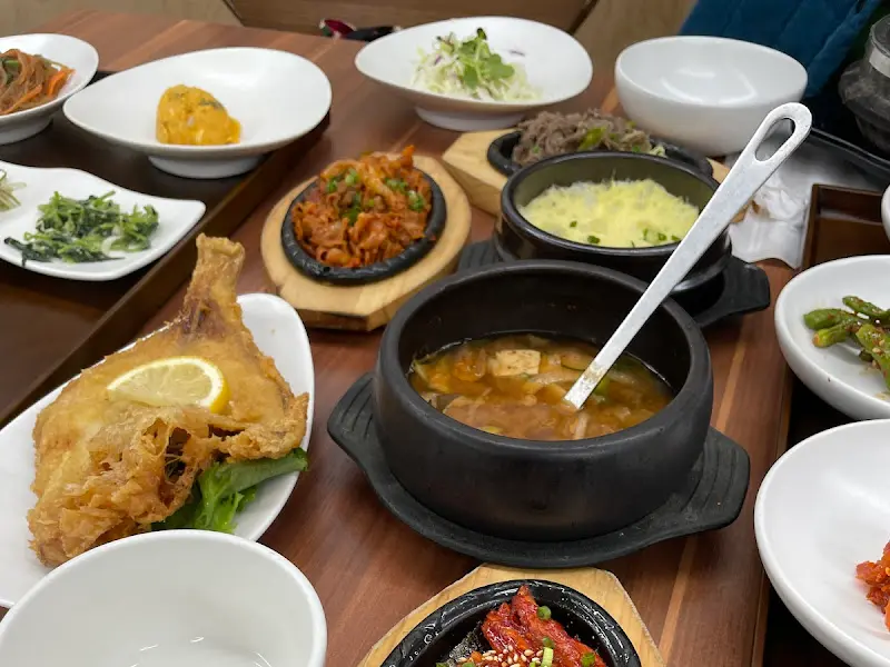 영양 가득한 돌솥밥