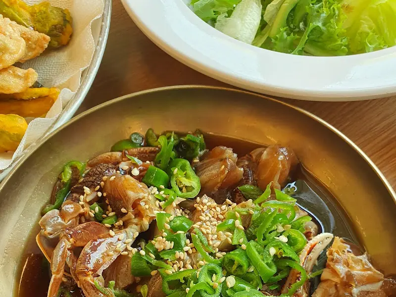 윤기가 흐르는 제주 황게장