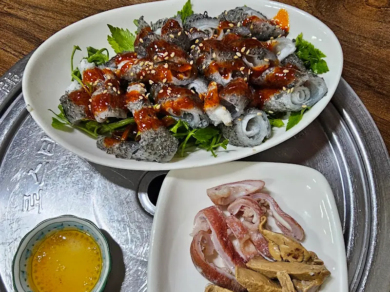 다양한 해산물 요리