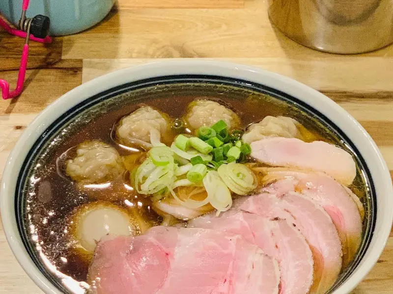 테이블 위 라멘