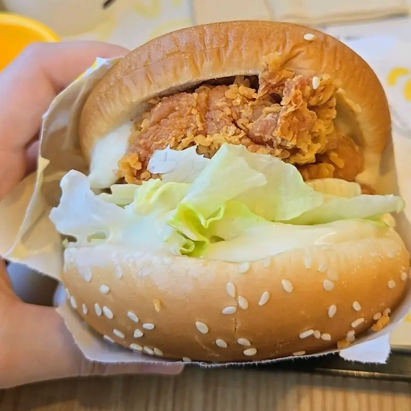 싸이버거의 풍성한 모습