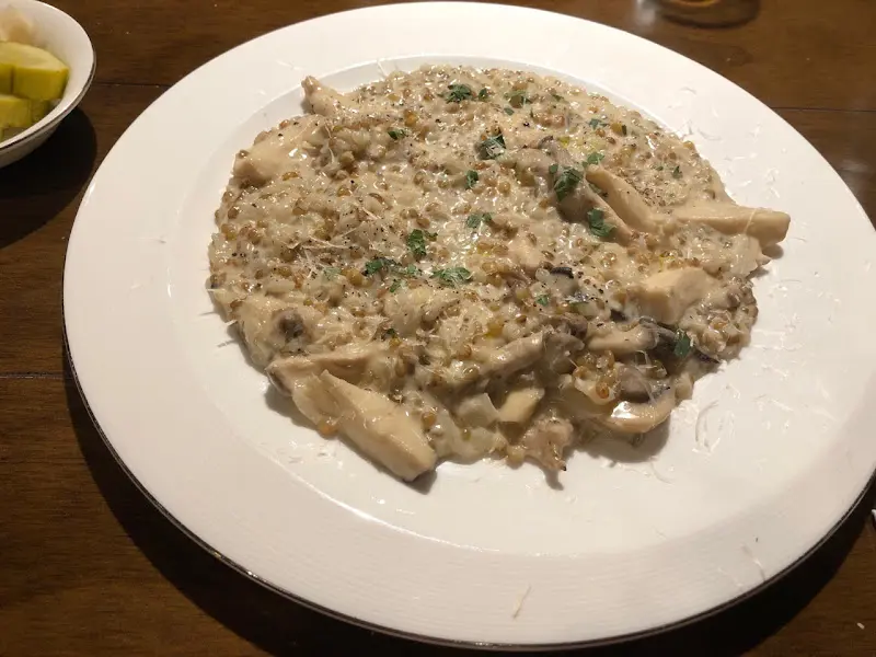 트러플 버섯 크림 리조또