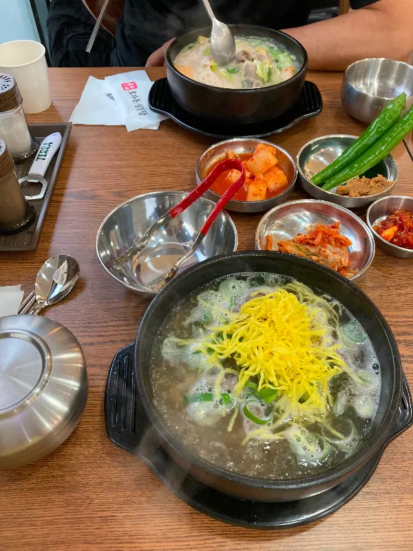 설렁탕과 깍두기