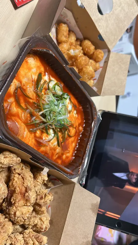 떡볶이, 닭껍질튀김, 맛감자