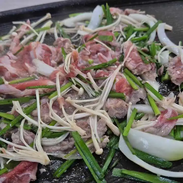 오리 대패와 야채의 조화