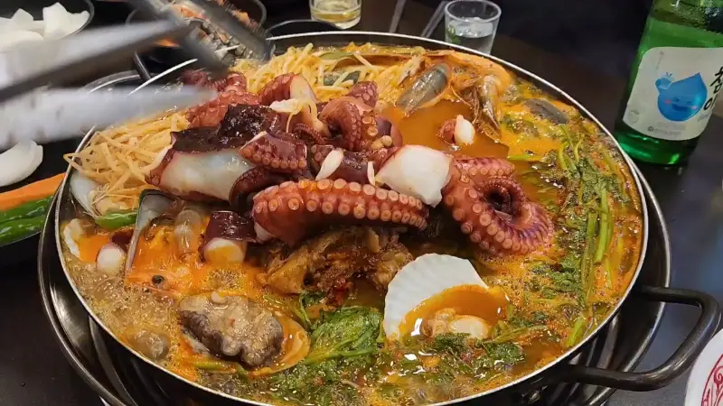 시원한 물막국수