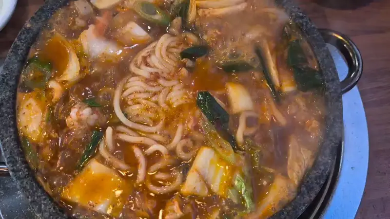 곱창 굽는 모습