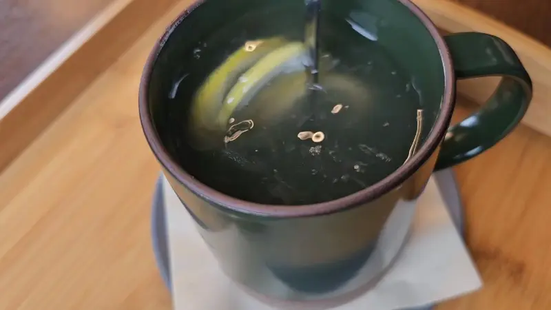 따뜻한 차 한 잔