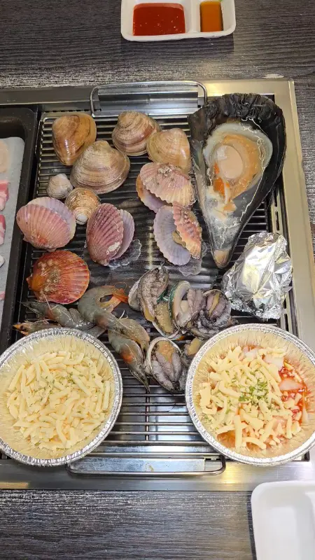 푸짐한 조개 한 상