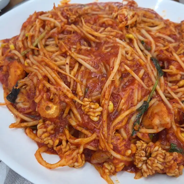 윤기가 흐르는 아구찜