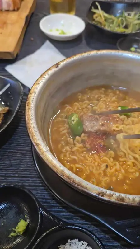 얼큰하고 시원한 된장 라면