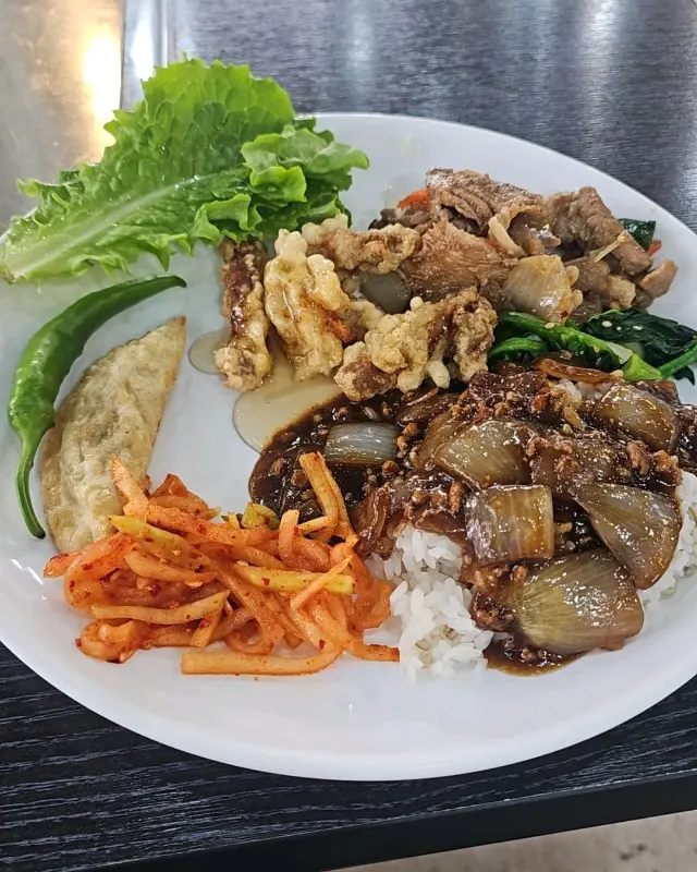 다채로운 메뉴 구성