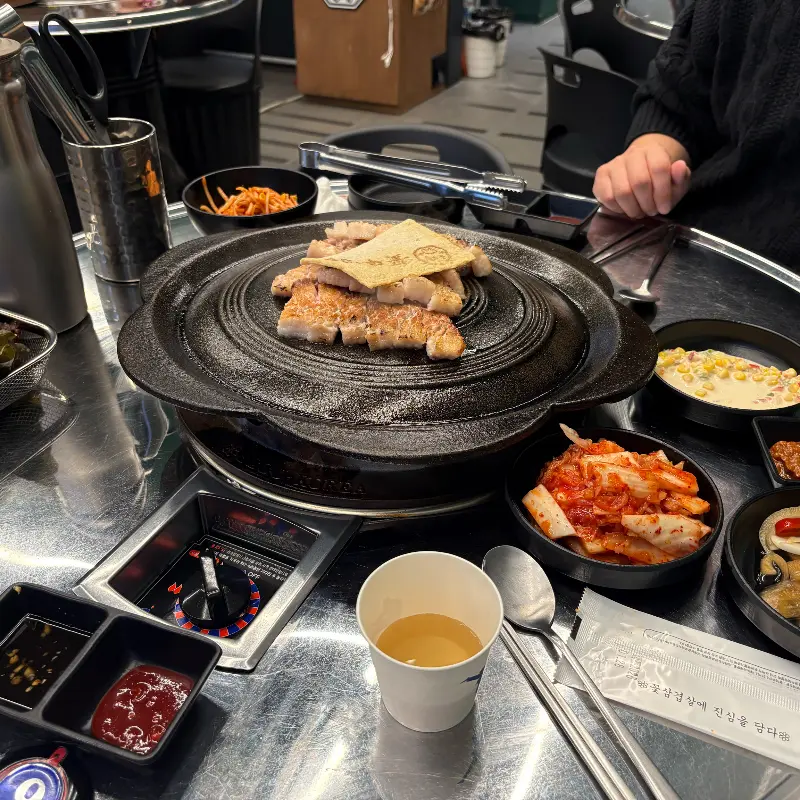 꽃뚜껑 북삼오태점 솥뚜껑 한 상