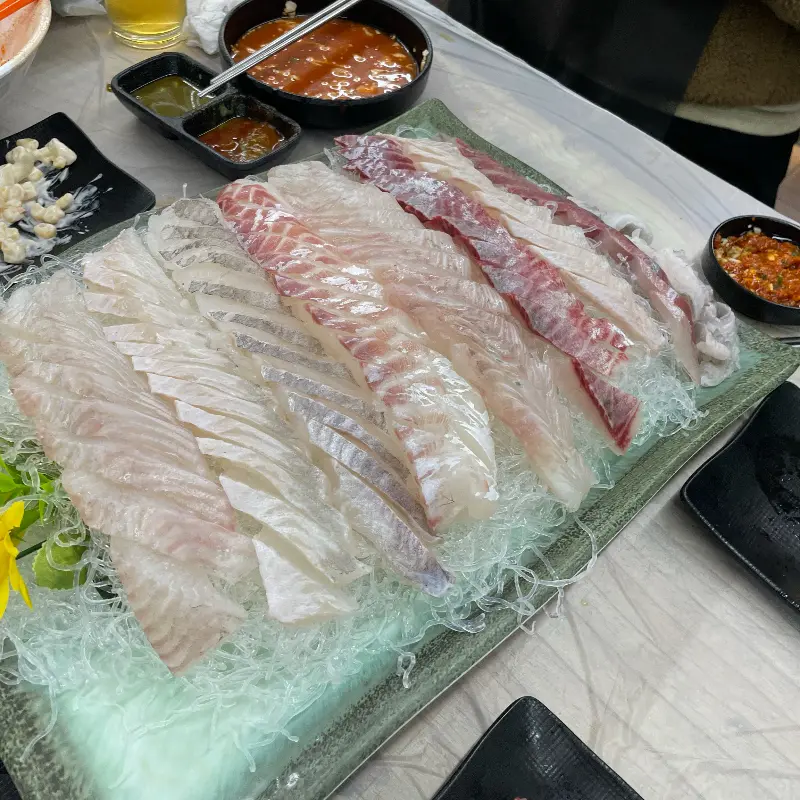 다채로운 스끼다시 한 상