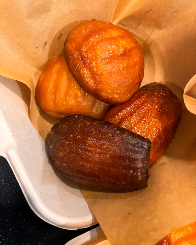 윤기가 흐르는 버터떡