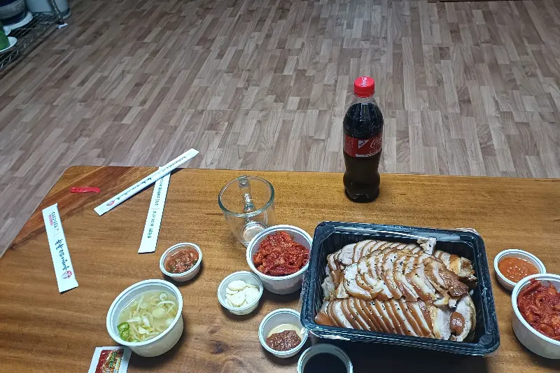 삶는족족 한상차림