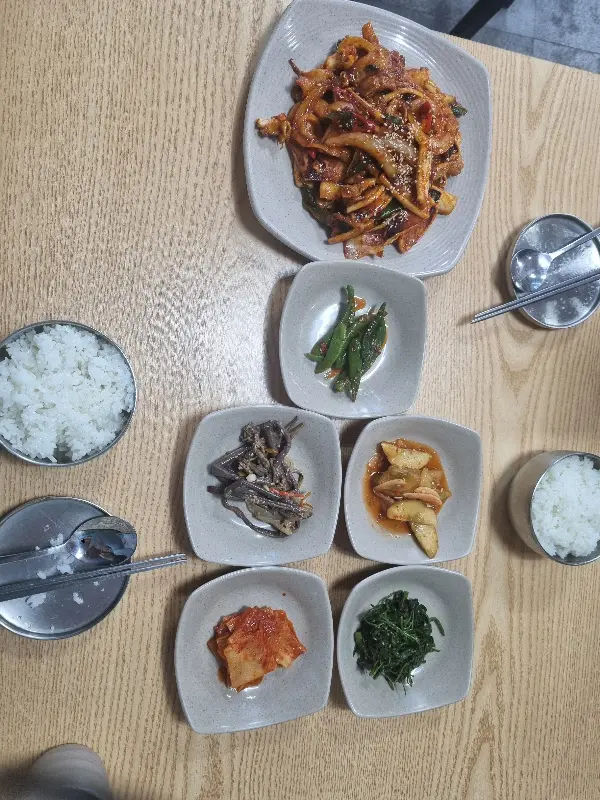 푸짐한 한 상 차림